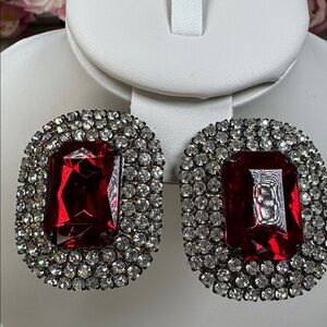 VINTAGE RHINESTONE EARRINGS
